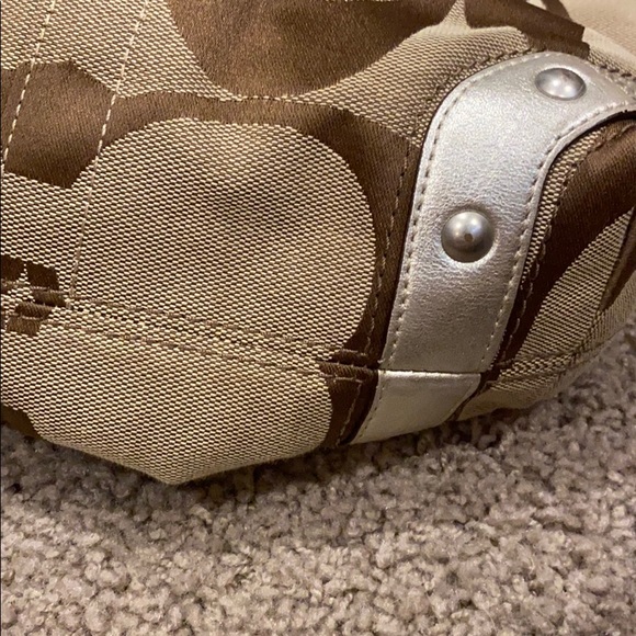 Coach Signature shoulder Handbag Brown Silver - Picture 8 of 16